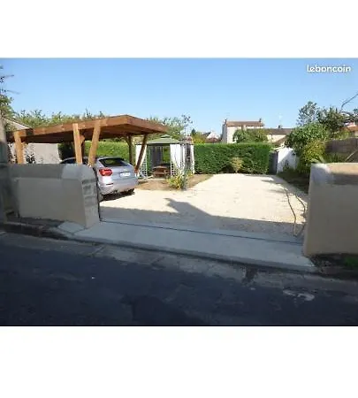 Maison De De 95m2 Montmorillon