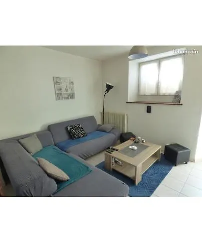 Maison De De 95m2 Montmorillon