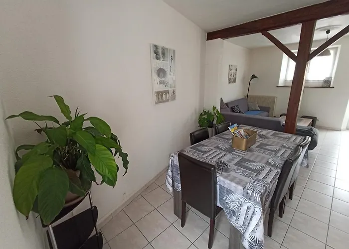Maison De De 95m2 Сasa de vacaciones Montmorillon